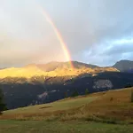 Les Petits Melezes Кран-Монтана