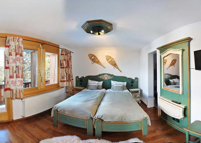 Les Petits Melezes קראנס-מונטנה